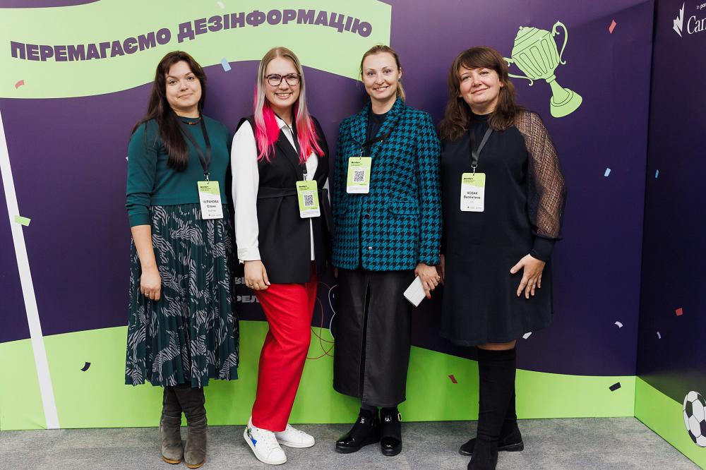 Marathon and Media Literacy Clubs  photo