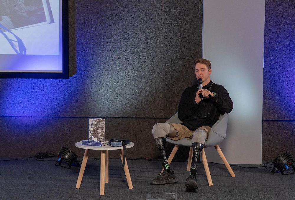 Voice of War Journalism School for Ukraine’s defenders photo